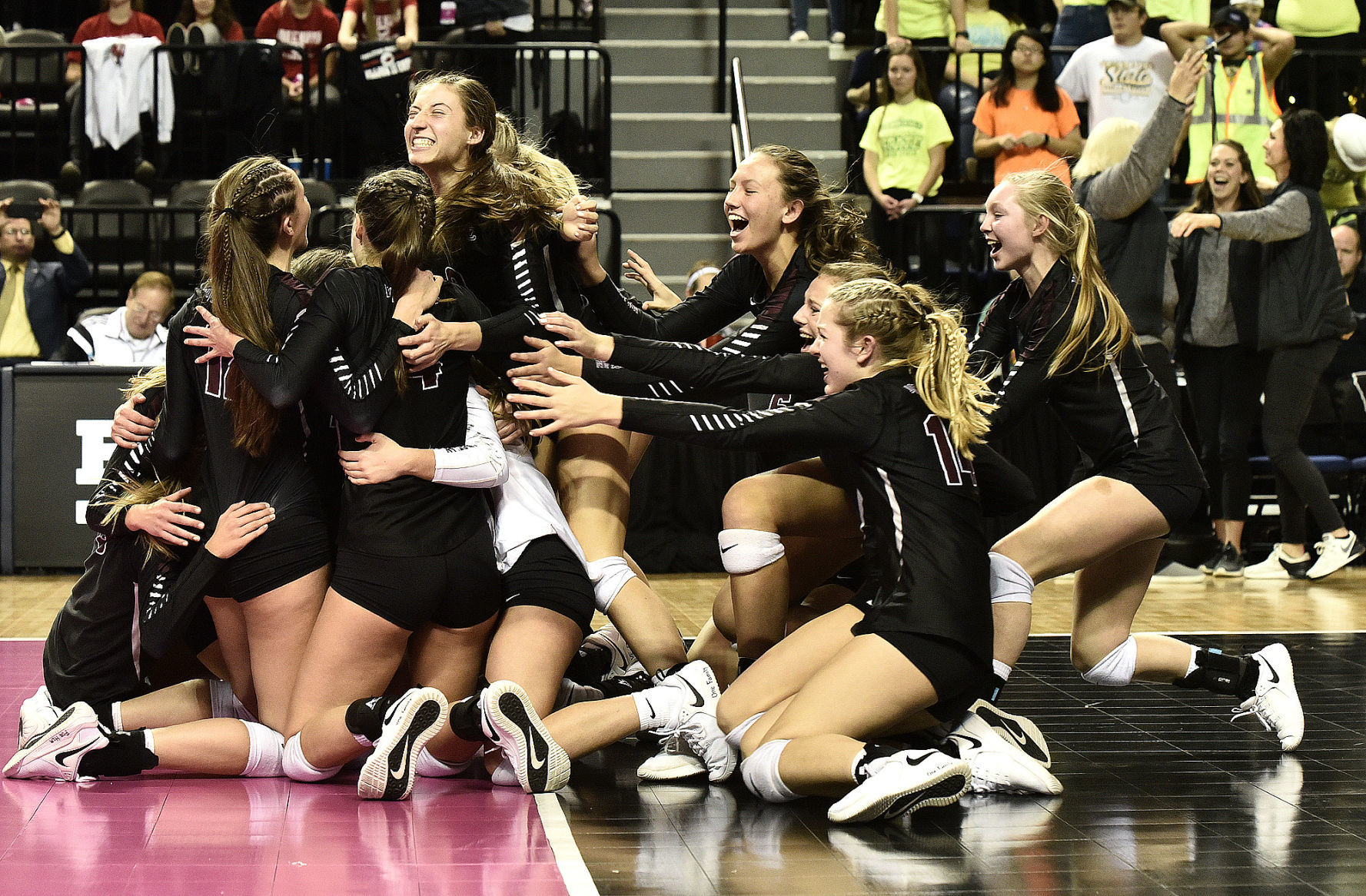 Western Christian vs Beckman Catholic state volleyball